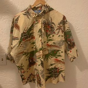 80’s vintage Hawaiian shirt.